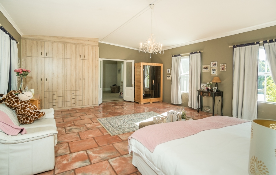 4 Bedroom Property for Sale in Claremont Western Cape